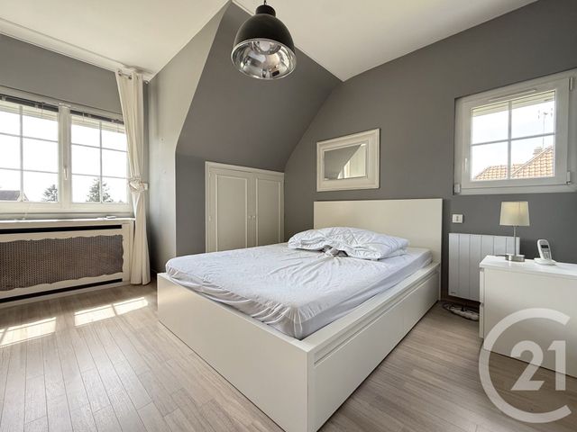 maison à louer - 6 pièces - 147.4 m2 - MORAINVILLIERS - 78 - ILE-DE-FRANCE - Century 21 Cité Royale