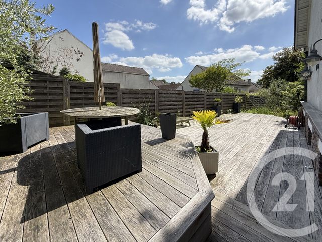maison à louer - 6 pièces - 147.4 m2 - MORAINVILLIERS - 78 - ILE-DE-FRANCE - Century 21 Cité Royale