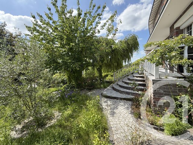 maison à louer - 6 pièces - 147.4 m2 - MORAINVILLIERS - 78 - ILE-DE-FRANCE - Century 21 Cité Royale