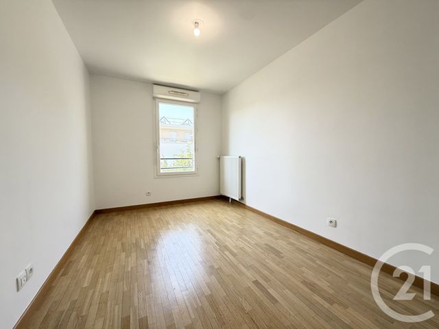 Appartement F4 à vendre - 4 pièces - 84.39 m2 - ST GERMAIN EN LAYE - 78 - ILE-DE-FRANCE - Century 21 Cité Royale
