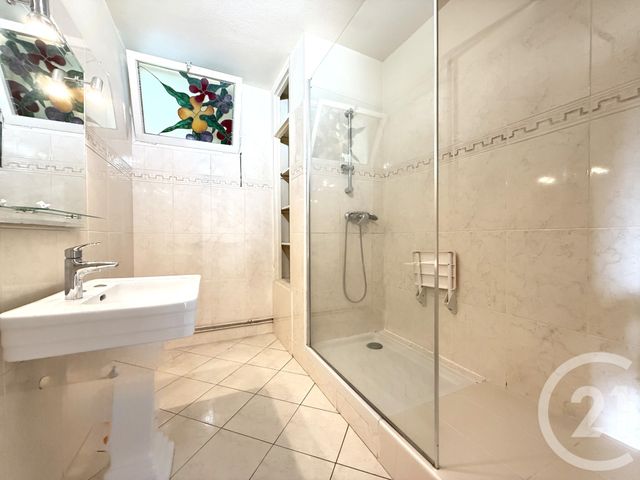Appartement F4 à vendre - 4 pièces - 87.5 m2 - ST GERMAIN EN LAYE - 78 - ILE-DE-FRANCE - Century 21 Cité Royale