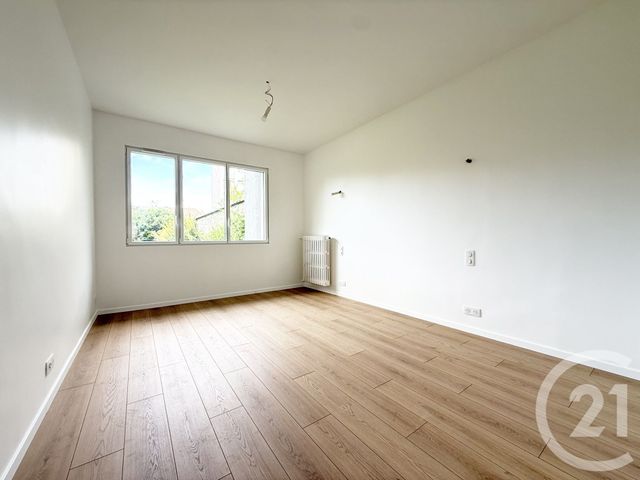 Appartement F3 à vendre - 3 pièces - 70.69 m2 - ST GERMAIN EN LAYE - 78 - ILE-DE-FRANCE - Century 21 Cité Royale