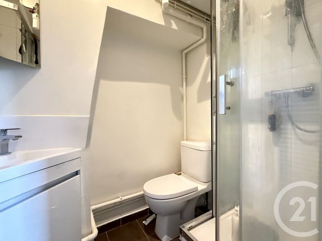 Appartement Studio à vendre - 1 pièce - 27.2 m2 - ST GERMAIN EN LAYE - 78 - ILE-DE-FRANCE - Century 21 Cité Royale