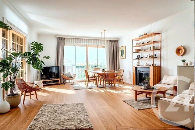 Appartement F5 à vendre - 5 pièces - 104.81 m2 - ST GERMAIN EN LAYE - 78 - ILE-DE-FRANCE - Century 21 Cité Royale