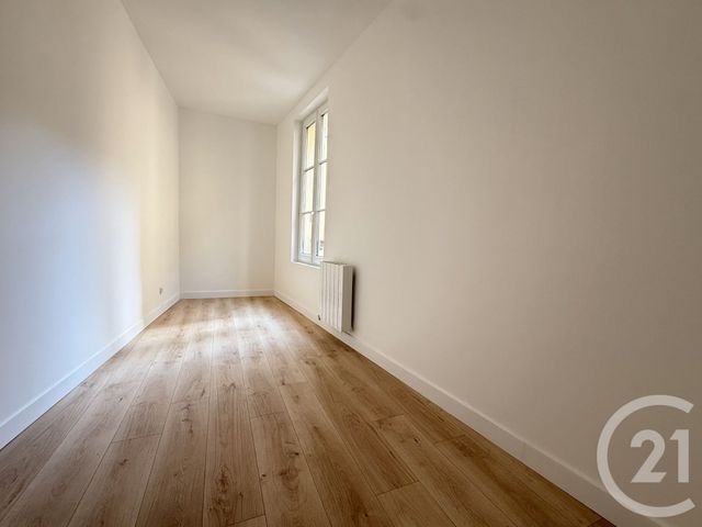 Appartement F3 à vendre - 3 pièces - 56.55 m2 - ST GERMAIN EN LAYE - 78 - ILE-DE-FRANCE - Century 21 Cité Royale