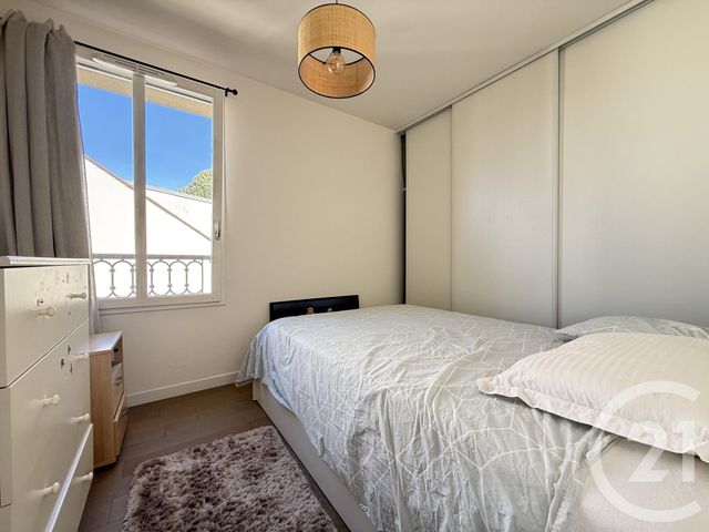 Appartement F5 à vendre - 5 pièces - 95.45 m2 - ST GERMAIN EN LAYE - 78 - ILE-DE-FRANCE - Century 21 Cité Royale