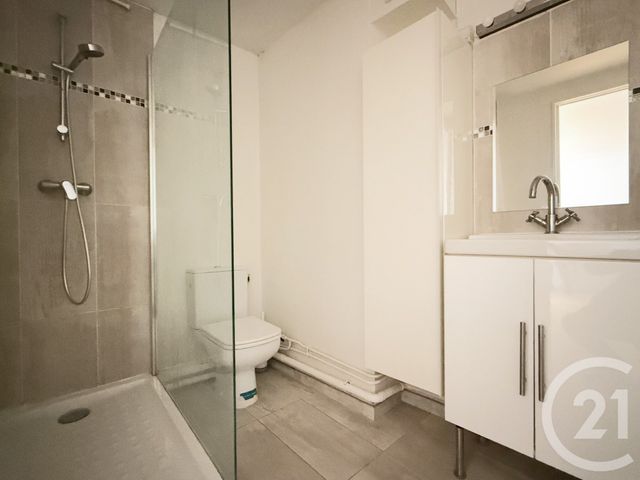 Appartement F1 à vendre - 1 pièce - 29.91 m2 - ST GERMAIN EN LAYE - 78 - ILE-DE-FRANCE - Century 21 Cité Royale