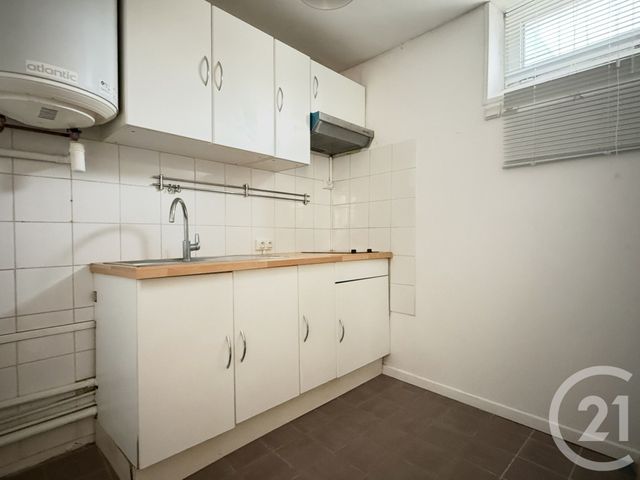 Appartement F1 à vendre - 1 pièce - 29.91 m2 - ST GERMAIN EN LAYE - 78 - ILE-DE-FRANCE - Century 21 Cité Royale