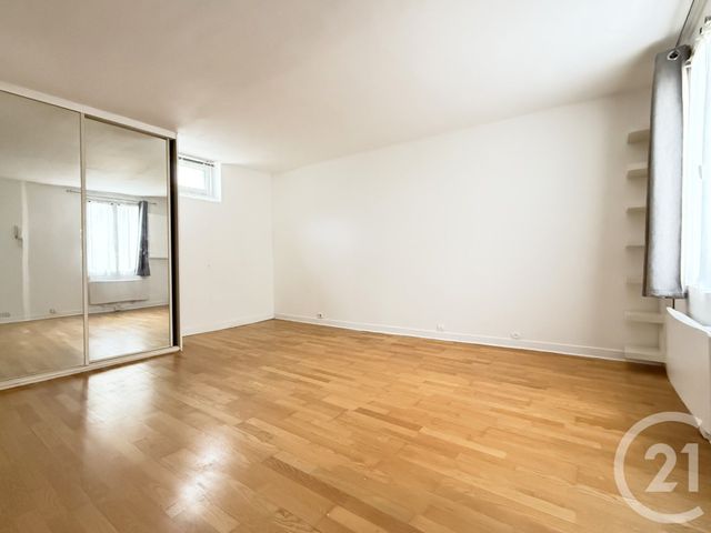 Appartement 1 pièce 30 m² · à Saint-Germain-en-Laye · 29,9 m² · 197 950 €