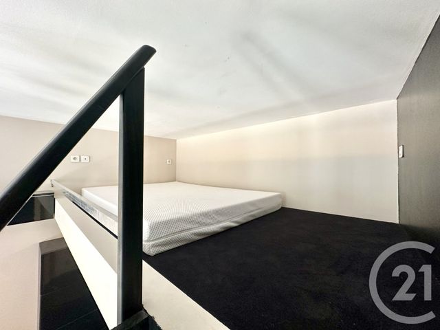 Appartement Studio à louer - 1 pièce - 21.91 m2 - ST GERMAIN EN LAYE - 78 - ILE-DE-FRANCE - Century 21 Cité Royale