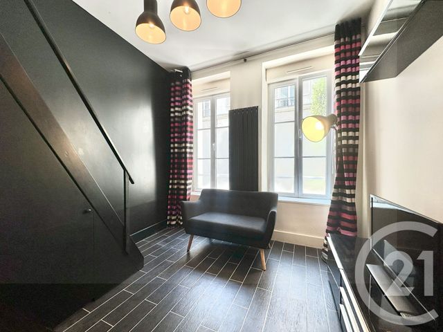 Appartement Studio à louer - 1 pièce - 21.91 m2 - ST GERMAIN EN LAYE - 78 - ILE-DE-FRANCE - Century 21 Cité Royale