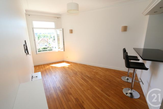 Appartement F2 à vendre - 2 pièces - 44.81 m2 - LE PECQ - 78 - ILE-DE-FRANCE - Century 21 Cité Royale