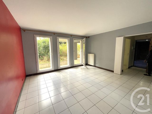 Appartement F2 à vendre - 2 pièces - 49.36 m2 - ST GERMAIN EN LAYE - 78 - ILE-DE-FRANCE - Century 21 Cité Royale