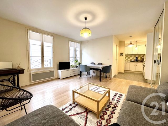Appartement F2 à vendre - 2 pièces - 54.18 m2 - ST GERMAIN EN LAYE - 78 - ILE-DE-FRANCE - Century 21 Cité Royale