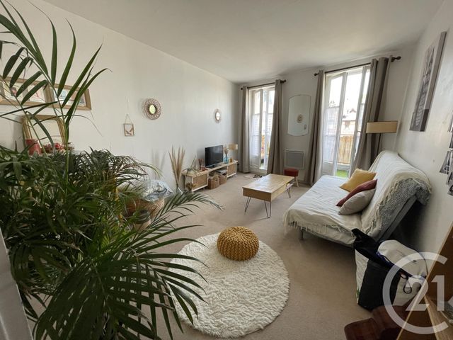 Appartement F1 à vendre - 1 pièce - 24.1 m2 - ST GERMAIN EN LAYE - 78 - ILE-DE-FRANCE - Century 21 Cité Royale