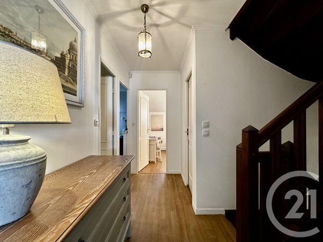 Afficher la photo en grand maison à vendre - 6 pièces - 157.5 m2 - ST GERMAIN EN LAYE - 78 - ILE-DE-FRANCE - Century 21 Cité Royale