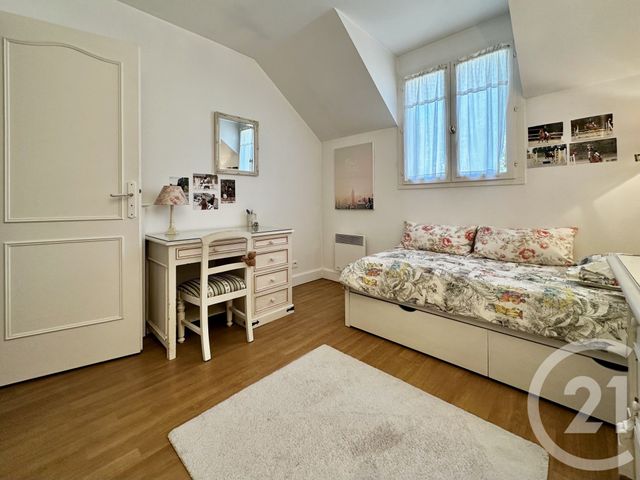 Afficher la photo en grand maison à vendre - 6 pièces - 157.5 m2 - ST GERMAIN EN LAYE - 78 - ILE-DE-FRANCE - Century 21 Cité Royale