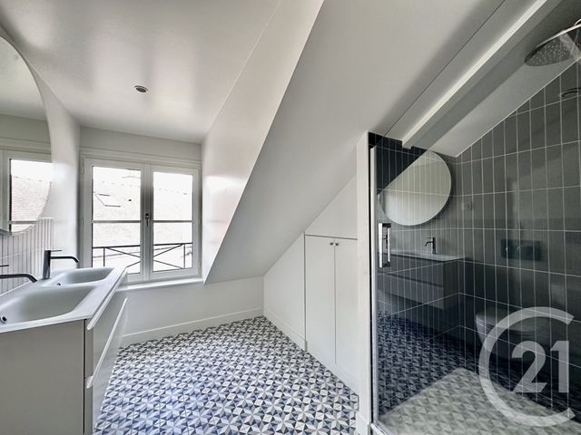 Appartement F4 à vendre - 4 pièces - 112.5 m2 - ST GERMAIN EN LAYE - 78 - ILE-DE-FRANCE - Century 21 Cité Royale