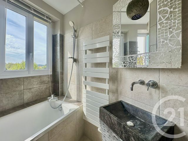 Appartement F4 à vendre - 4 pièces - 77.51 m2 - ST GERMAIN EN LAYE - 78 - ILE-DE-FRANCE - Century 21 Cité Royale