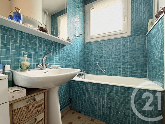 Appartement F3 à vendre - 3 pièces - 56.18 m2 - LE PORT MARLY - 78 - ILE-DE-FRANCE - Century 21 Cité Royale