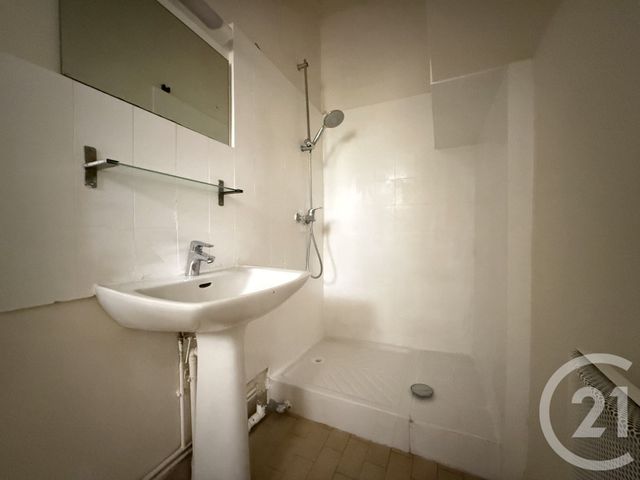 Appartement F1 à vendre - 1 pièce - 22.31 m2 - ST GERMAIN EN LAYE - 78 - ILE-DE-FRANCE - Century 21 Cité Royale