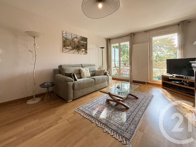 Afficher la photo en grand Appartement F3 à vendre - 3 pièces - 68.58 m2 - ST GERMAIN EN LAYE - 78 - ILE-DE-FRANCE - Century 21 Cité Royale