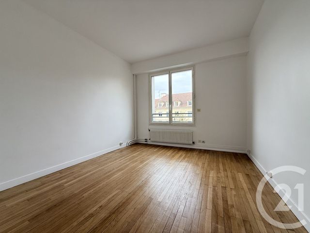 Appartement F4 à vendre - 4 pièces - 90.59 m2 - ST GERMAIN EN LAYE - 78 - ILE-DE-FRANCE - Century 21 Cité Royale