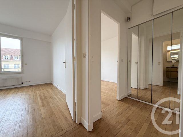 Appartement F4 à vendre - 4 pièces - 90.59 m2 - ST GERMAIN EN LAYE - 78 - ILE-DE-FRANCE - Century 21 Cité Royale