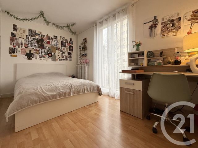 Appartement F3 à vendre - 3 pièces - 65.13 m2 - ST GERMAIN EN LAYE - 78 - ILE-DE-FRANCE - Century 21 Cité Royale