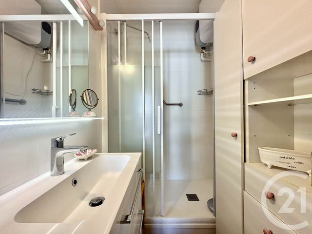 Appartement F2 à vendre - 2 pièces - 52.43 m2 - ST GERMAIN EN LAYE - 78 - ILE-DE-FRANCE - Century 21 Cité Royale