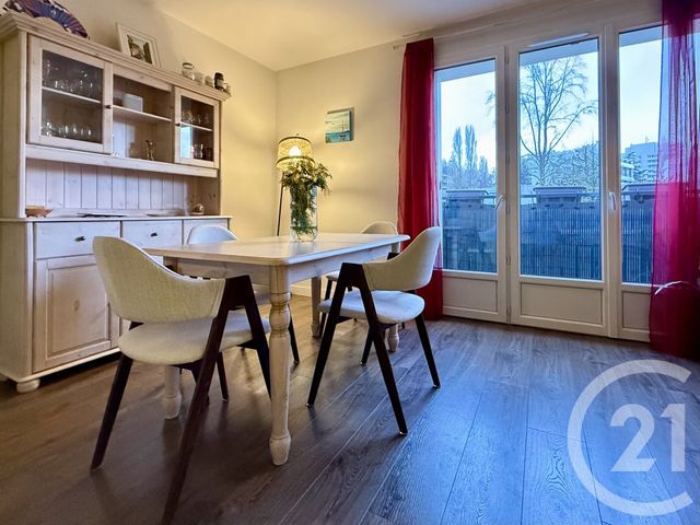 Appartement F4 à vendre - 4 pièces - 78.0 m2 - ST GERMAIN EN LAYE - 78 - ILE-DE-FRANCE - Century 21 Cité Royale