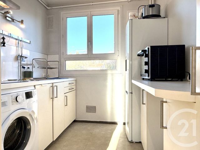 Appartement F4 à louer - 4 pièces - 64.38 m2 - ST GERMAIN EN LAYE - 78 - ILE-DE-FRANCE - Century 21 Cité Royale