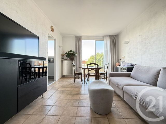 Appartement F3 à vendre - 3 pièces - 54.66 m2 - ST GERMAIN EN LAYE - 78 - ILE-DE-FRANCE - Century 21 Cité Royale
