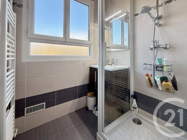 Appartement F4 à louer - 4 pièces - 64.38 m2 - ST GERMAIN EN LAYE - 78 - ILE-DE-FRANCE - Century 21 Cité Royale