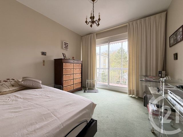 Appartement à vendre - 3 pièces - 71.48 m2 - ST GERMAIN EN LAYE - 78 - ILE-DE-FRANCE - Century 21 Cité Royale