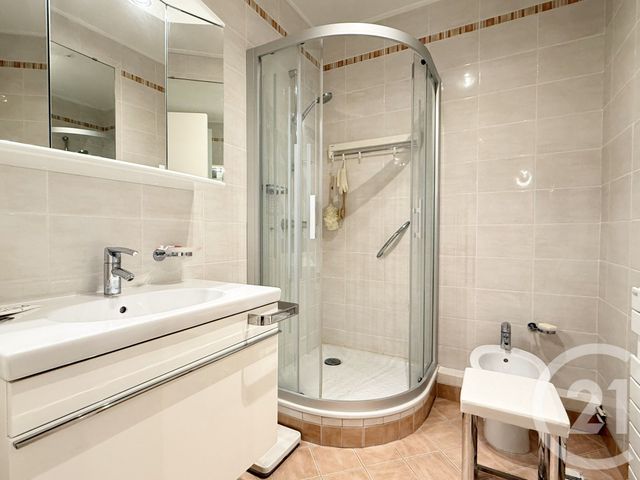 Appartement à vendre - 3 pièces - 71.48 m2 - ST GERMAIN EN LAYE - 78 - ILE-DE-FRANCE - Century 21 Cité Royale