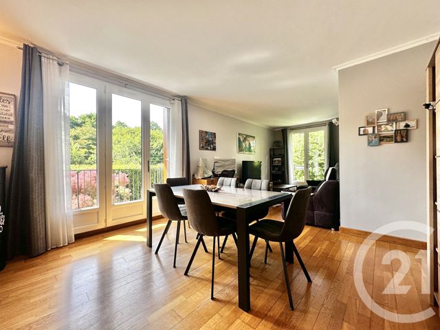 Appartement F5 à vendre - 5 pièces - 95.27 m2 - ST GERMAIN EN LAYE - 78 - ILE-DE-FRANCE - Century 21 Cité Royale