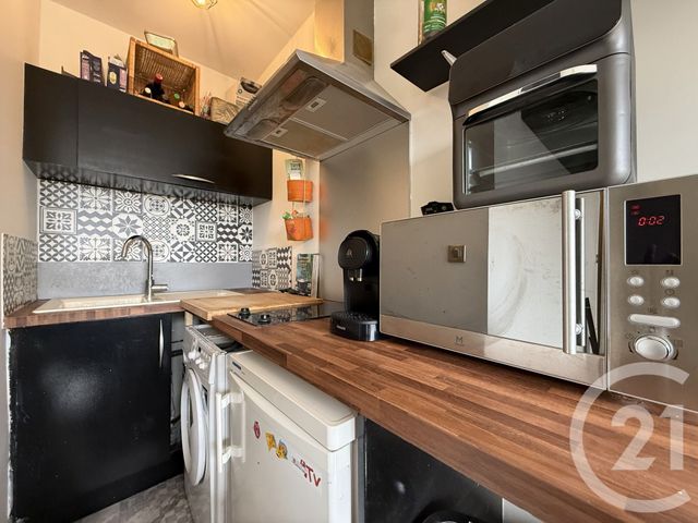 Appartement F1 à vendre - 1 pièce - 22.79 m2 - ST GERMAIN EN LAYE - 78 - ILE-DE-FRANCE - Century 21 Cité Royale